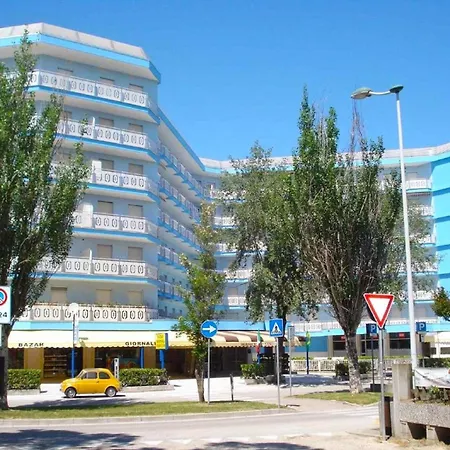 Apartment Inviting By The *